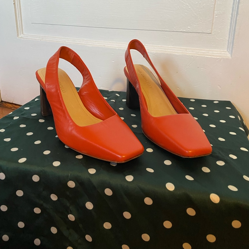 Mari Giudicelli Burnt Orange Slingback NEW NEVER WORN